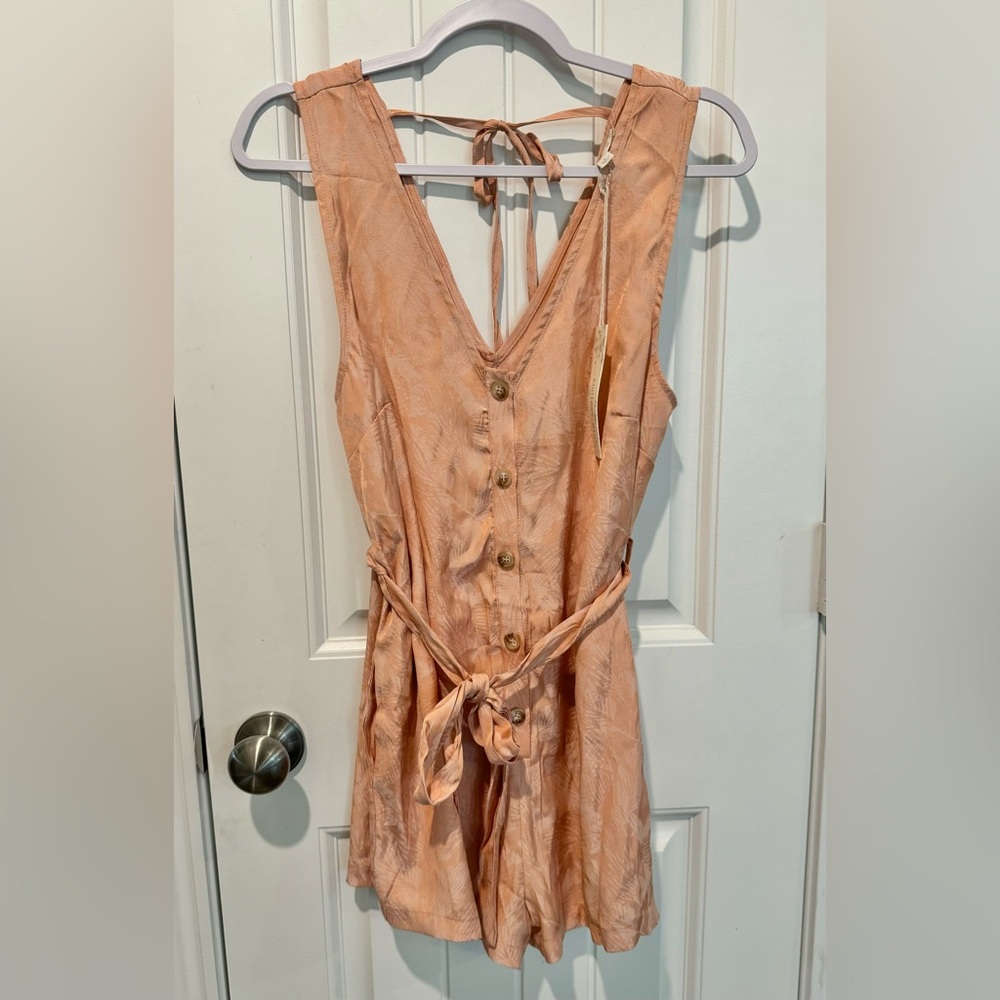 Endless Blu NWT Womens Size Lg Peach Sorbet Playsuit One Piece Tropical Romper